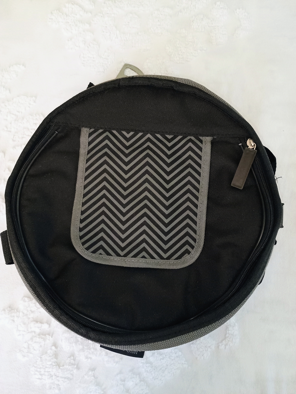 Pampered Chef Black and Gray Insulated Collapsible Cooler Bag - Picture 2 of 6